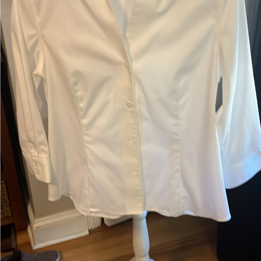 Anne Klein White Button-Front Dress Shirt - Picture 5 of 5